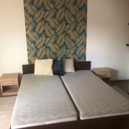 Ferienwohnung Agi Fogado Kisujszallas Exterior foto