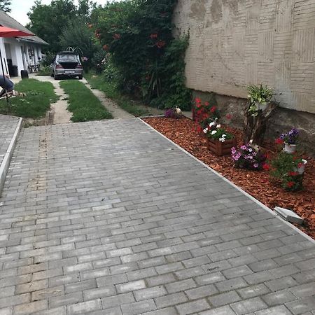 Ferienwohnung Agi Fogado Kisujszallas Exterior foto
