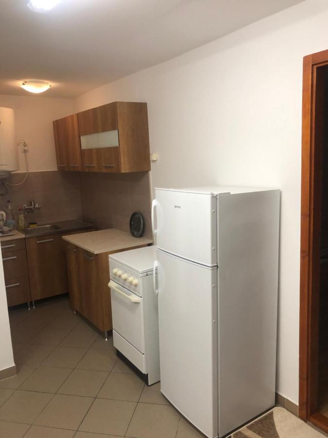 Ferienwohnung Agi Fogado Kisujszallas Exterior foto