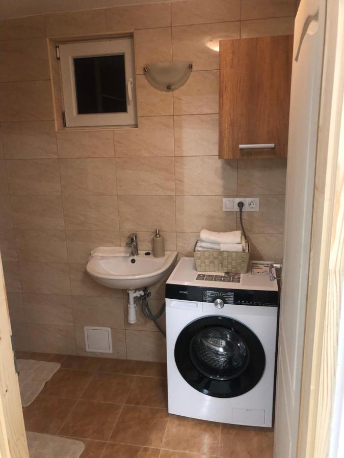 Ferienwohnung Agi Fogado Kisujszallas Exterior foto